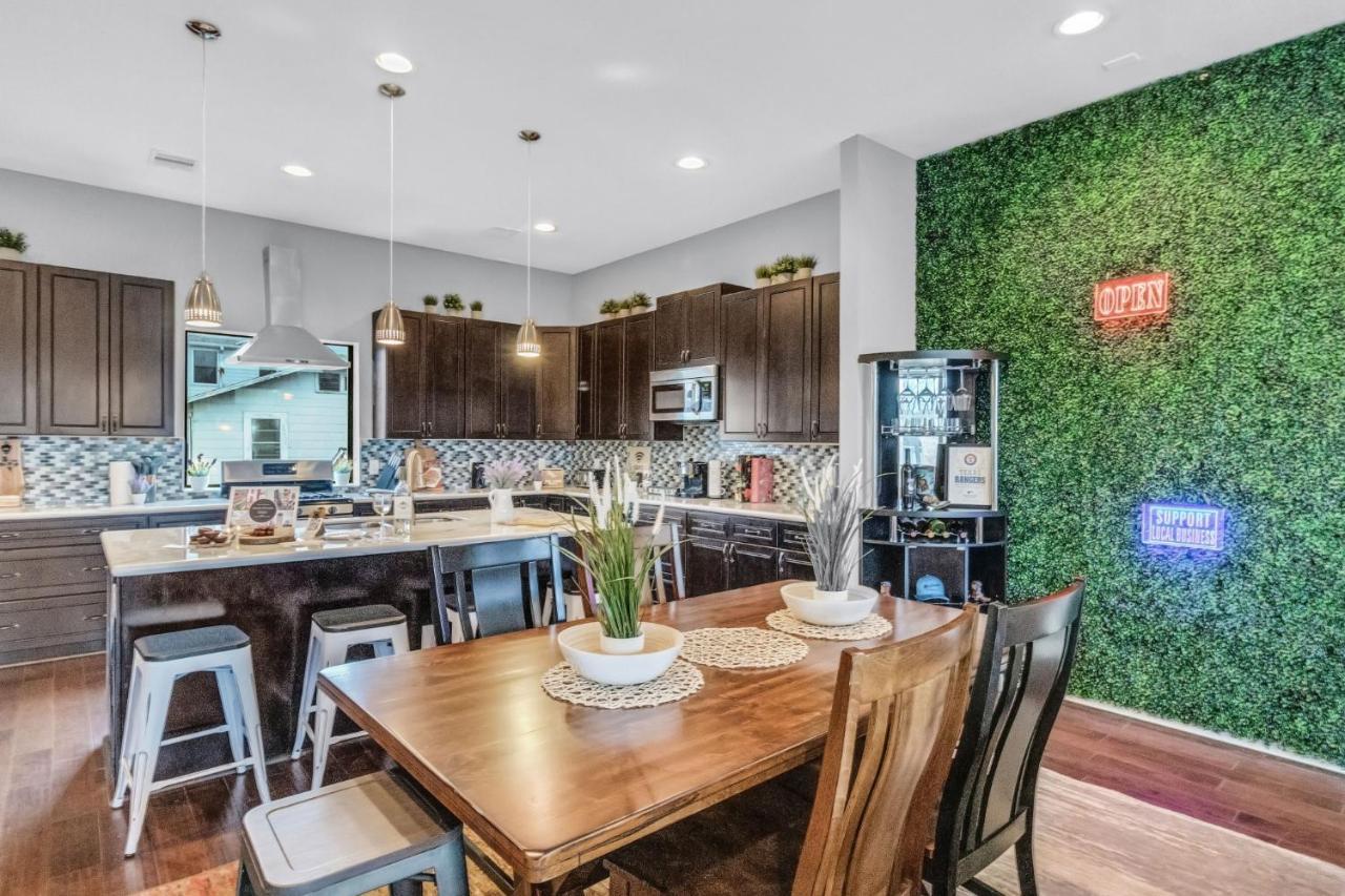 Modern, Houston Inspired House With Best Views Of Downtown! - Less Than 1 Mile To Eado Midtown Bars Home Екстериор снимка